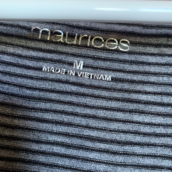 Maurice’s striped tee - Picture 2 of 2